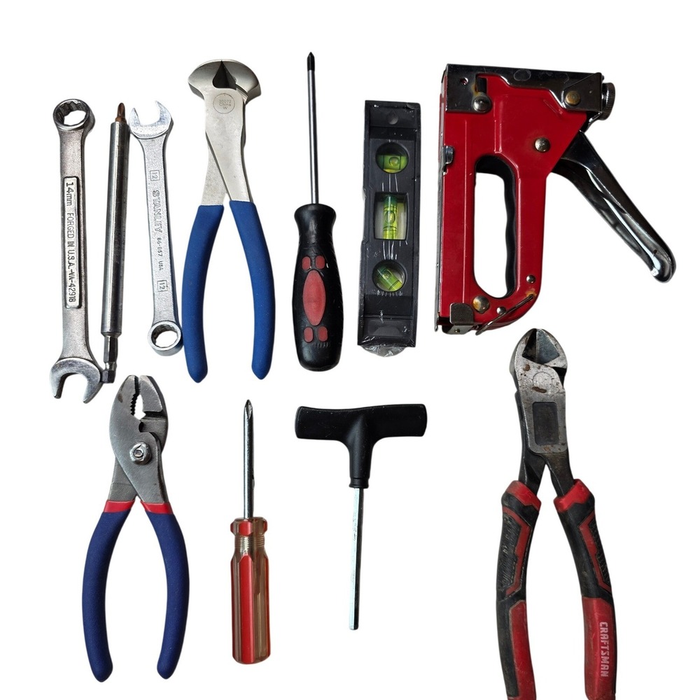 Mixed Hand Tool Lot Stanley Craftsman‎ Wrenches Pliers Staple Gun Level 11pc K2